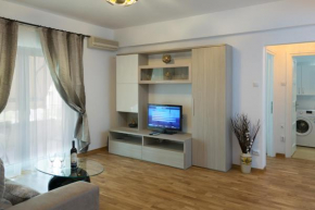 Central Luxury Flat with Terrace - Adela Accommodation - Ideal for long stays